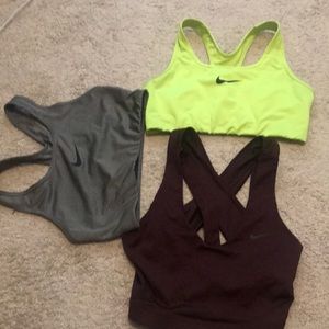 3 Nike sports bras. Really good condition!
